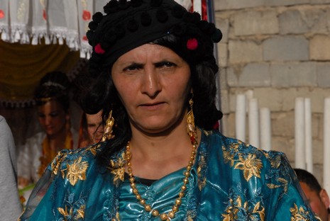 Yüksekova'da 22-23 Mayıs tarihleri arasında evlenen çiftleri sizler için sayfamıza taşıdık.