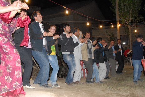 Yüksekova'da 22-23 Mayıs tarihleri arasında evlenen çiftleri sizler için sayfamıza taşıdık.