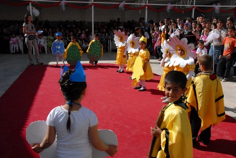 Yüksekova İlçe Milli Eğitim Müdürlüğü tarafından düzenlenen Okul Öncesi Eğitim Şenlikleri büyük ilgi gördü. 