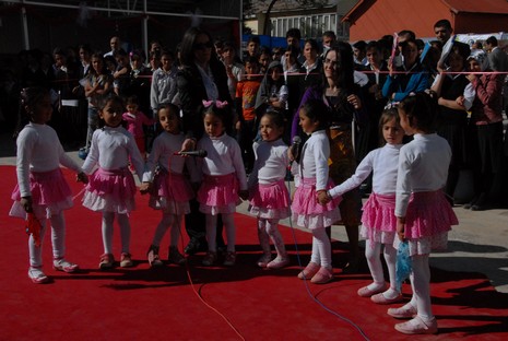 Yüksekova İlçe Milli Eğitim Müdürlüğü tarafından düzenlenen Okul Öncesi Eğitim Şenlikleri büyük ilgi gördü. 