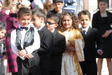 Yüksekova İlçe Milli Eğitim Müdürlüğü tarafından düzenlenen Okul Öncesi Eğitim Şenlikleri büyük ilgi gördü. 