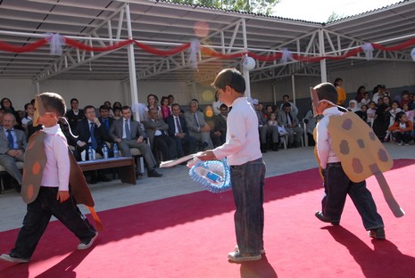 Yüksekova İlçe Milli Eğitim Müdürlüğü tarafından düzenlenen Okul Öncesi Eğitim Şenlikleri büyük ilgi gördü. 