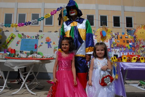 Yüksekova İlçe Milli Eğitim Müdürlüğü tarafından düzenlenen Okul Öncesi Eğitim Şenlikleri büyük ilgi gördü. 