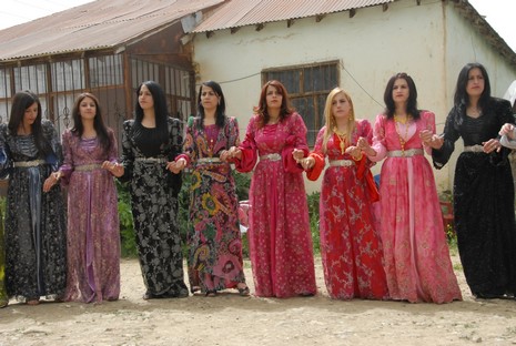 Yüksekova'da 29-30 Mayıs tarihleri arasında evlenen çiftleri sizler için sayfamıza taşıdık.