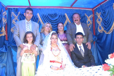 Yüksekova'da 29-30 Mayıs tarihleri arasında evlenen çiftleri sizler için sayfamıza taşıdık.