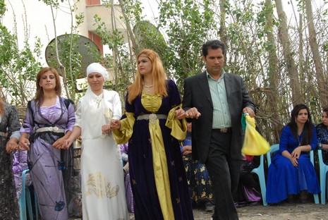 Yüksekova'da 29-30 Mayıs tarihleri arasında evlenen çiftleri sizler için sayfamıza taşıdık.