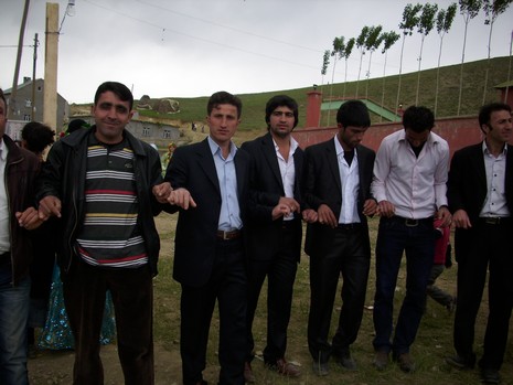 Yüksekova'da 29-30 Mayıs tarihleri arasında evlenen çiftleri sizler için sayfamıza taşıdık.