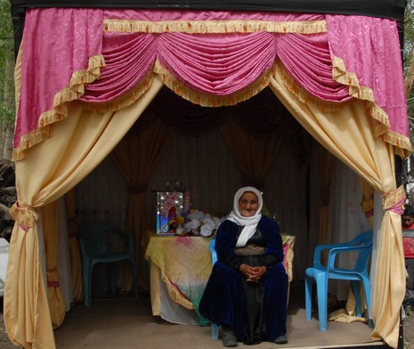 Yüksekova'da 29-30 Mayıs tarihleri arasında evlenen çiftleri sizler için sayfamıza taşıdık.