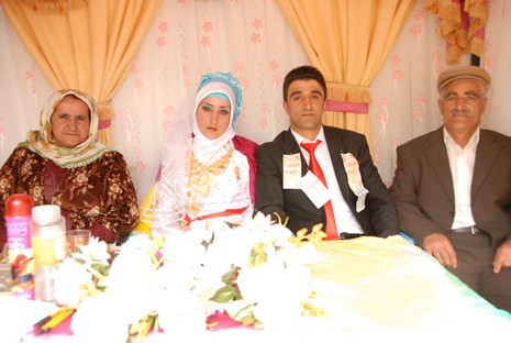 Yüksekova'da 29-30 Mayıs tarihleri arasında evlenen çiftleri sizler için sayfamıza taşıdık.