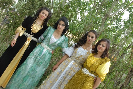 Yüksekova'da 29-30 Mayıs tarihleri arasında evlenen çiftleri sizler için sayfamıza taşıdık.