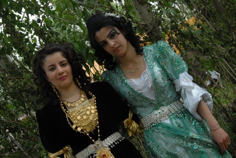 Yüksekova'da 29-30 Mayıs tarihleri arasında evlenen çiftleri sizler için sayfamıza taşıdık.