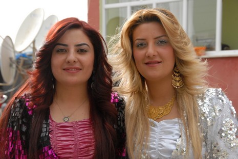 Yüksekova'da 29-30 Mayıs tarihleri arasında evlenen çiftleri sizler için sayfamıza taşıdık.