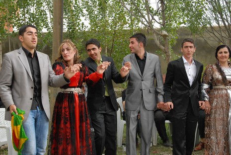 Yüksekova'da 29-30 Mayıs tarihleri arasında evlenen çiftleri sizler için sayfamıza taşıdık.