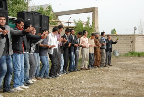 Yüksekova'da 29-30 Mayıs tarihleri arasında evlenen çiftleri sizler için sayfamıza taşıdık.