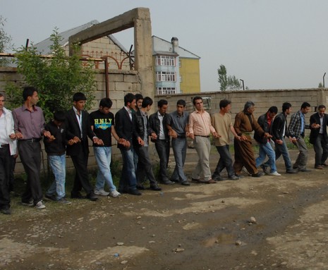 Yüksekova'da 29-30 Mayıs tarihleri arasında evlenen çiftleri sizler için sayfamıza taşıdık.