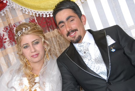 Yüksekova'da 29-30 Mayıs tarihleri arasında evlenen çiftleri sizler için sayfamıza taşıdık.