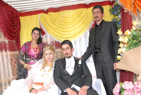 Yüksekova'da 29-30 Mayıs tarihleri arasında evlenen çiftleri sizler için sayfamıza taşıdık.