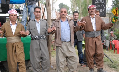 Yüksekova'da 29-30 Mayıs tarihleri arasında evlenen çiftleri sizler için sayfamıza taşıdık.