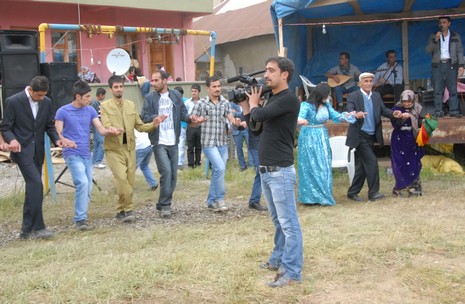 Yüksekova'da 29-30 Mayıs tarihleri arasında evlenen çiftleri sizler için sayfamıza taşıdık.