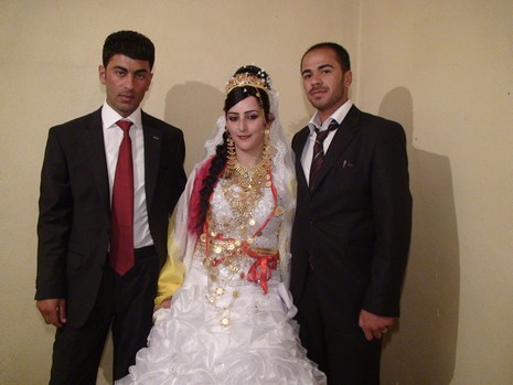 Yüksekova'da 29-30 Mayıs tarihleri arasında evlenen çiftleri sizler için sayfamıza taşıdık.