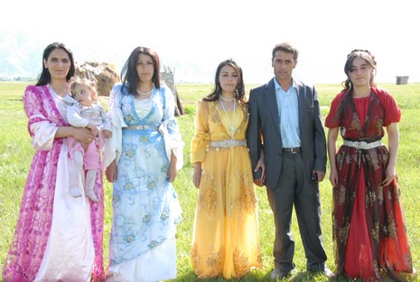 Yüksekova'da 29-30 Mayıs tarihleri arasında evlenen çiftleri sizler için sayfamıza taşıdık.