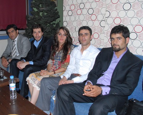 LGS öncesi dershane öğrencileri strest attı. 