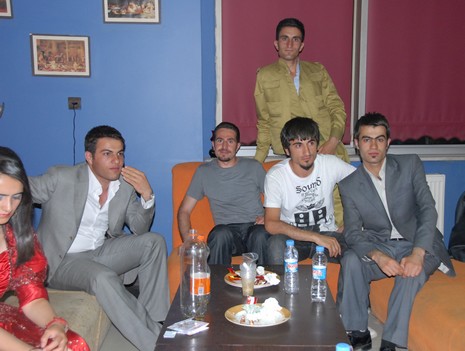 LGS öncesi dershane öğrencileri strest attı. 