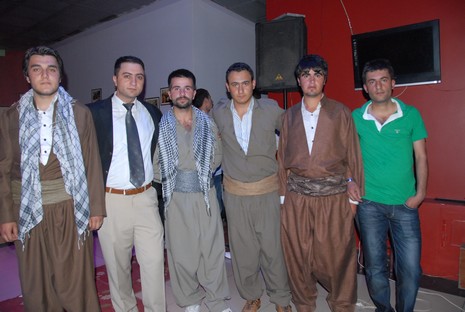 LGS öncesi dershane öğrencileri strest attı. 