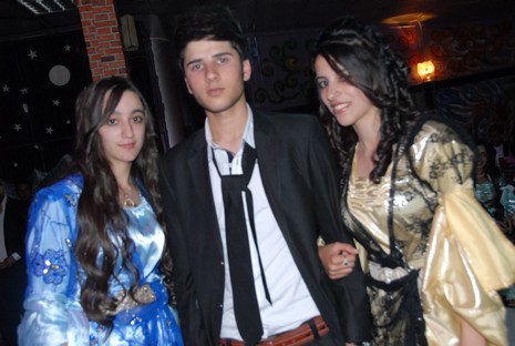 LGS öncesi dershane öğrencileri strest attı. 