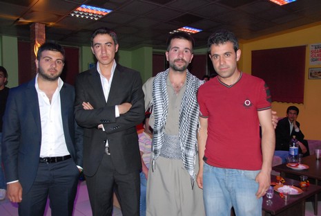 LGS öncesi dershane öğrencileri strest attı. 