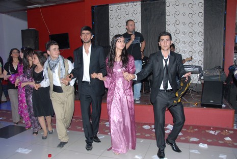 LGS öncesi dershane öğrencileri strest attı. 