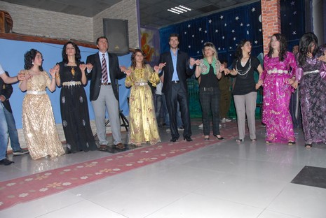 LGS öncesi dershane öğrencileri strest attı. 