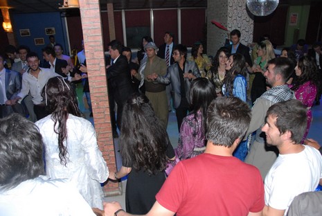 LGS öncesi dershane öğrencileri strest attı. 