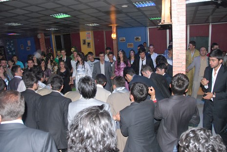 LGS öncesi dershane öğrencileri strest attı. 