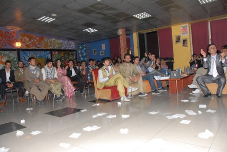 LGS öncesi dershane öğrencileri strest attı. 