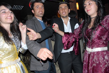 LGS öncesi dershane öğrencileri strest attı. 