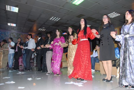 LGS öncesi dershane öğrencileri strest attı. 