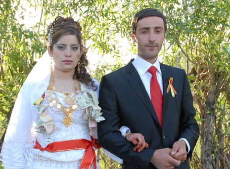 Yüksekova'da 05-06 Haziran 2010 tarihleri arasında evlenen çiftleri sizler için sayfamıza taşıdık.