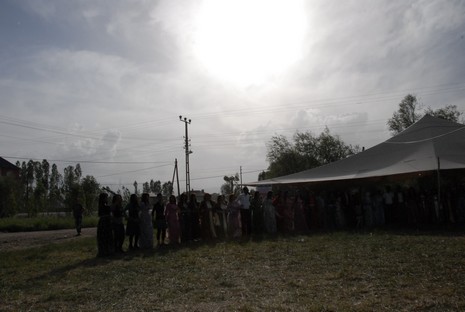 Yüksekova'da 05-06 Haziran 2010 tarihleri arasında evlenen çiftleri sizler için sayfamıza taşıdık.