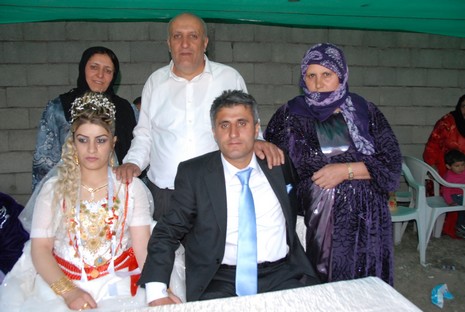 Yüksekova'da 05-06 Haziran 2010 tarihleri arasında evlenen çiftleri sizler için sayfamıza taşıdık.