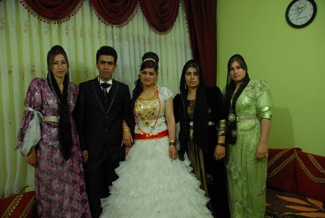 Yüksekova'da 05-06 Haziran 2010 tarihleri arasında evlenen çiftleri sizler için sayfamıza taşıdık.