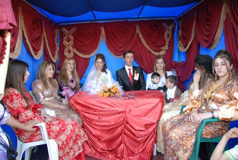 Yüksekova'da 05-06 Haziran 2010 tarihleri arasında evlenen çiftleri sizler için sayfamıza taşıdık.