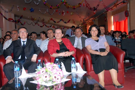 Yüksekova YOKAP kapsamında düzenlenen ses yarışması ilköğretin ve ortaöğretim öğrenciler arası ses yarışması düzenlendi.