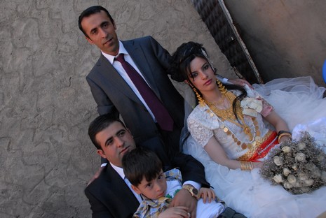 Yüksekova'da 12-13 Haziran 2010 tarihleri arasında evlenen çiftleri sizler için sayfamıza taşıdık.