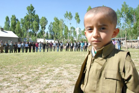 Yüksekova'da 12-13 Haziran 2010 tarihleri arasında evlenen çiftleri sizler için sayfamıza taşıdık.