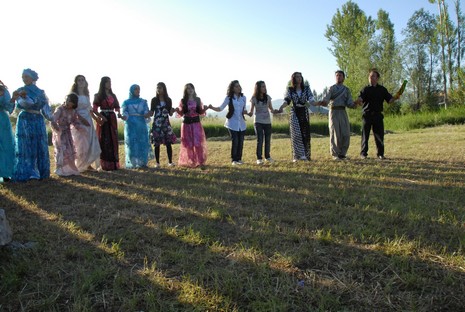 Yüksekova'da 12-13 Haziran 2010 tarihleri arasında evlenen çiftleri sizler için sayfamıza taşıdık.