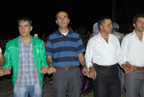 Yüksekova'da 12-13 Haziran 2010 tarihleri arasında evlenen çiftleri sizler için sayfamıza taşıdık.