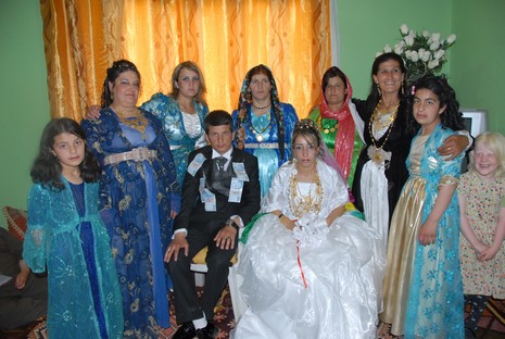 Yüksekova'da 12-13 Haziran 2010 tarihleri arasında evlenen çiftleri sizler için sayfamıza taşıdık.