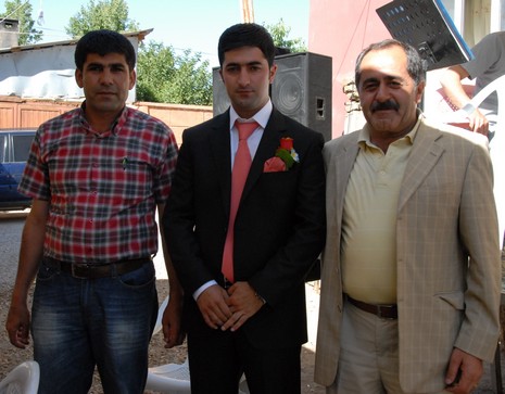 Yüksekova'da 12-13 Haziran 2010 tarihleri arasında evlenen çiftleri sizler için sayfamıza taşıdık.