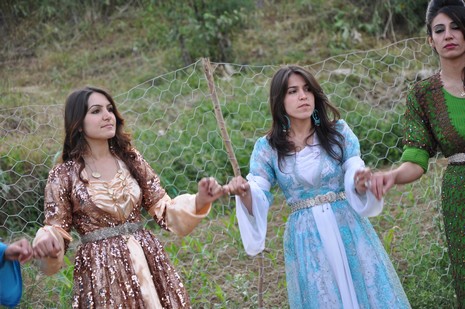 Yüksekova'da 19-20 Haziran 2010 tarihleri arasında evlenen çiftleri sizler için sayfamıza taşıdık.